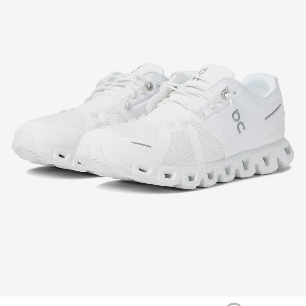 On Running Cloud Shoes